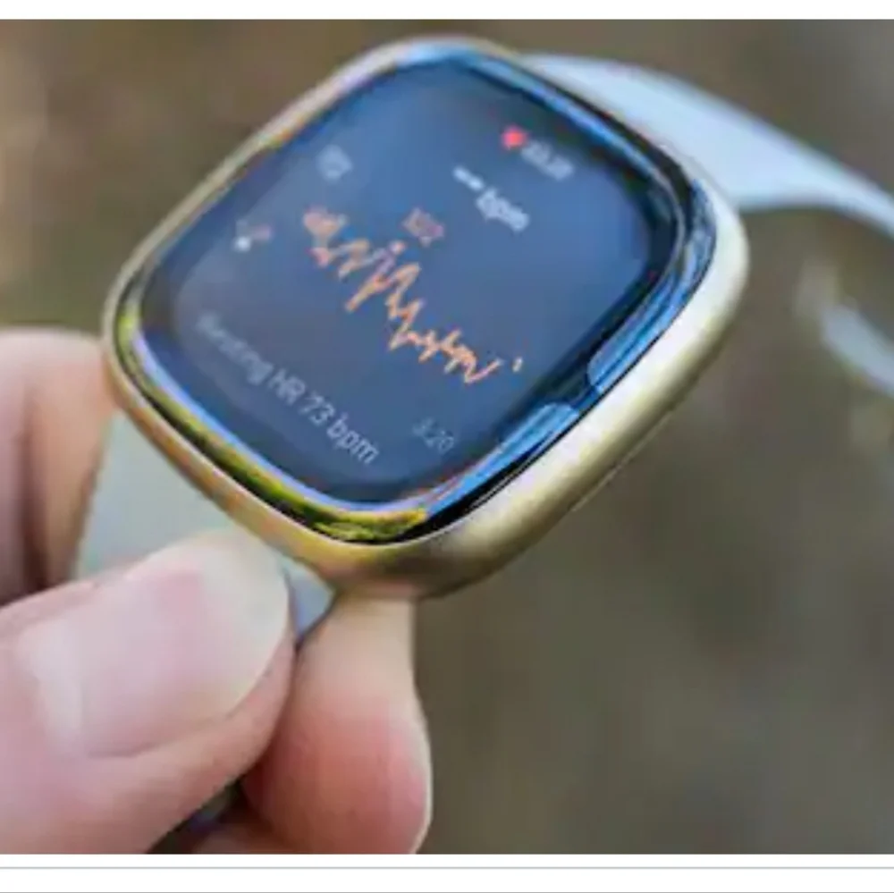Smart Fitness Watch with Gold and White Band